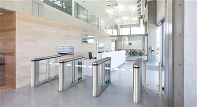 Portes tournantes de gymnase